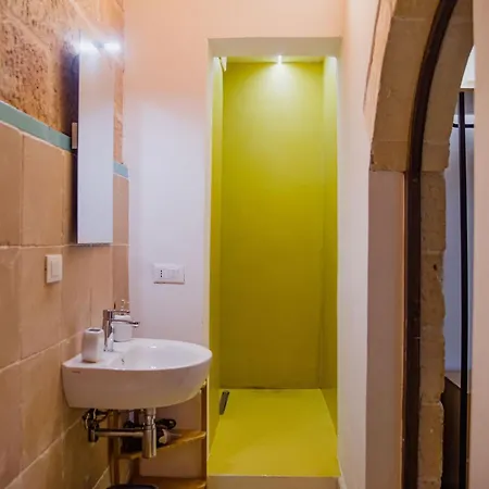 Corte Dei Saraceni شقة