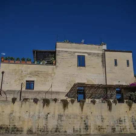 Corte Dei Saraceni ليتشي